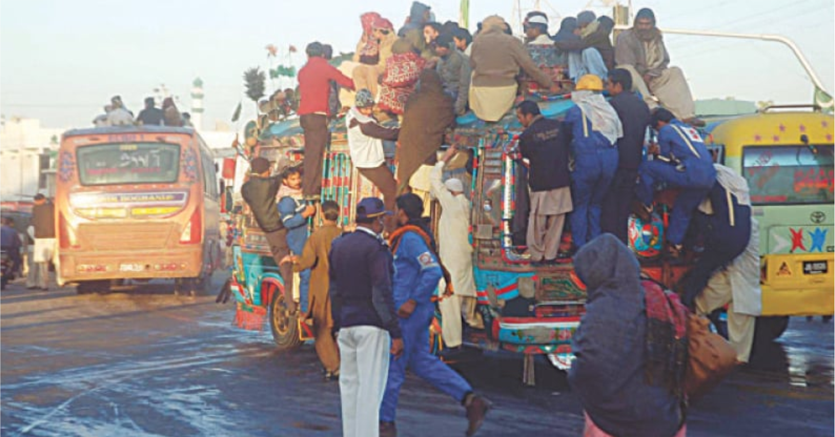 Navigating the Challenges of School Transportation in Rahim Yar Khan 